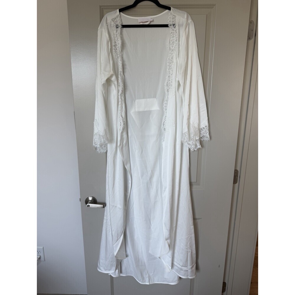 Homebodii Sian Maxi Long Robe In White Size Large — image 4 of 8